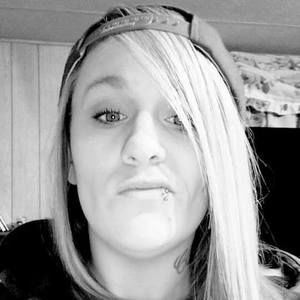 Meet your Posher, Shea